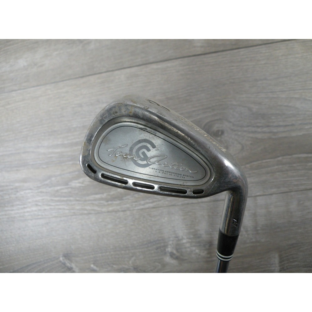 Cleveland Tour Action 8 Iron Right Handed Steel Shaft Dynalite Gold Sensicore